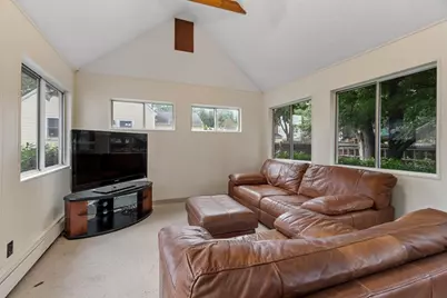 12 Hunt Rd, Bedford, MA 01730 - Photo 14