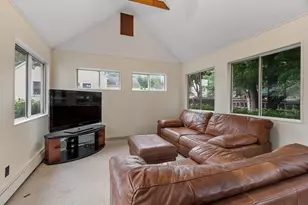 12 Hunt Rd, Bedford, MA 01730 - Photo 14