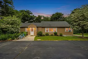 90 Glenview St, Upton, MA 01568 - Photo 1