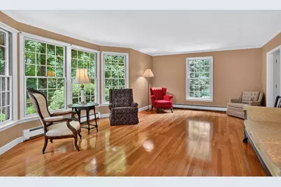 17 Maplewood  Road, Medfield, MA 02052 - Photo 10