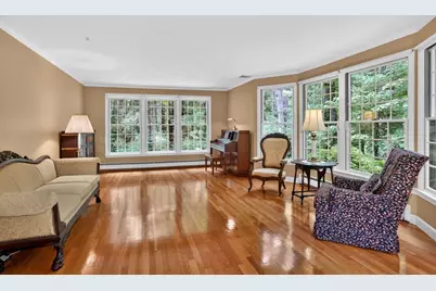 17 Maplewood  Road, Medfield, MA 02052 - Photo 12