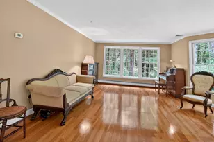17 Maplewood Rd, Medfield, MA 02052 - Photo 8