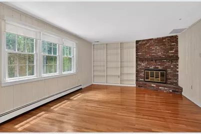 17 Maplewood  Road, Medfield, MA 02052 - Photo 18