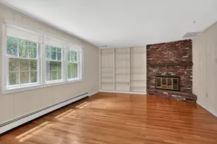 17 Maplewood Rd, Medfield, MA 02052 - Photo 18