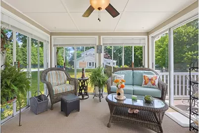 3 Suffolk Dr, Norwood, MA 02062 - Photo 16