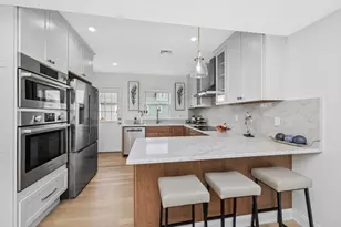 99 Sumner St, Quincy, MA 02169 - Photo 16