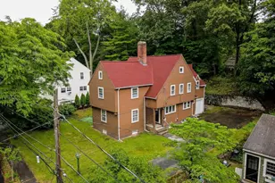 39 Holman Rd, Newton, MA 02466 - Photo 2