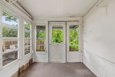 18 Bailey St, Medford, MA 02155 - Photo 16