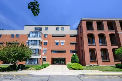 96 Old Colony Ave #304, Taunton, MA 02726 - Photo 2