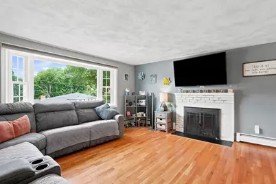 52 Oak Ridge Circle, Lynn, MA 01904 - Photo 4