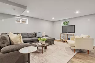 68 Charles St, Boston, MA 02136 - Photo 26