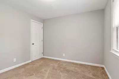 68 Charles St, Boston, MA 02136 - Photo 20