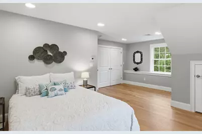 7 Davis Rd, Bedford, MA 01730 - Photo 30