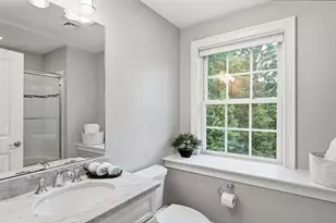 7 Davis Rd, Bedford, MA 01730 - Photo 32