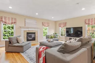 33 Nutmeg Ln, North Andover, MA 01845 - Photo 18