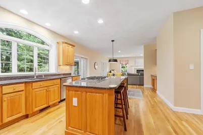 33 Nutmeg Ln, North Andover, MA 01845 - Photo 14