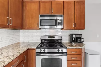 328 Beech St #2, Boston, MA 02131 - Photo 18