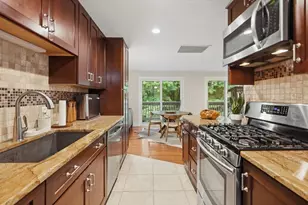 13 Lordvale Blvd, Grafton, MA 01536 - Photo 4