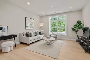 7 Cross St, Wilmington, MA 01887 - Photo 4