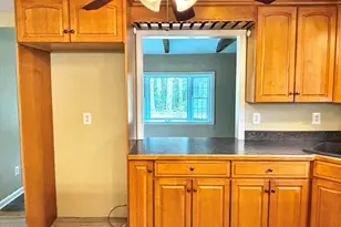 290 Center St, Pembroke, MA 02359 - Photo 4