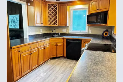 290 Center St #2, Pembroke, MA 02359 - Photo 2