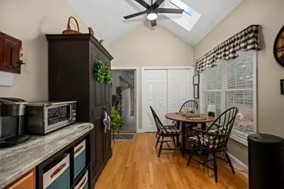 19 Cortland Grove Dr #19, Shrewsbury, MA 01545 - Photo 4