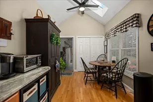 19 Cortland Grove Dr, Shrewsbury, MA 01545 - Photo 4