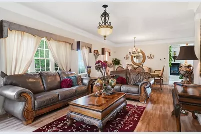 42 Jennifer Ln, Malden, MA 02148 - Photo 6