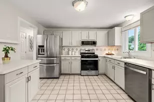 42 Fern Rd, Holbrook, MA 02343 - Photo 6