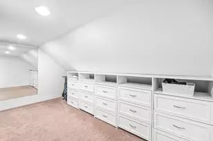 17 Hepatica Dr, North Andover, MA 01845 - Photo 30