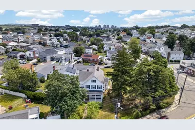 325 Malden St, Revere, MA 02151 - Photo 10