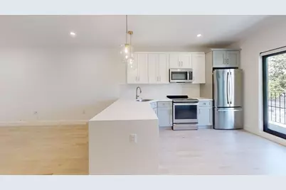 52 Withington St #7, Boston, MA 02124 - Photo 4