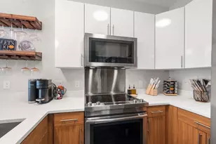 999 Hancock St, Quincy, MA 02169 - Photo 6