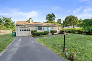 41 Brick Kiln Ln, Pembroke, MA 02359 - Photo 2