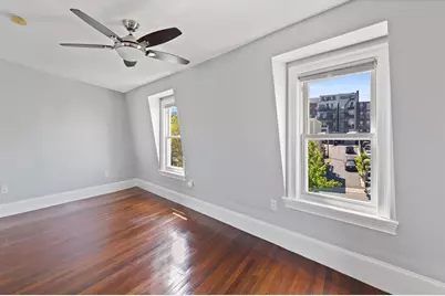 24 Emerson St #3, Boston, MA 02127 - Photo 6