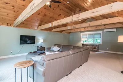 7 Stuart Pl, Westfield, MA 01085 - Photo 16