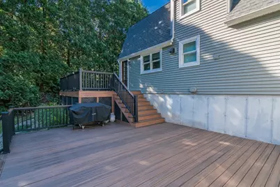 7 Stuart Pl, Westfield, MA 01085 - Photo 26