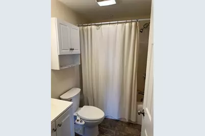 220 Middlesex Ave #4, Medford, MA 02155 - Photo 4