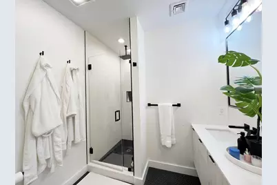 360 Meridian Street #7, Boston, MA 02128 - Photo 16