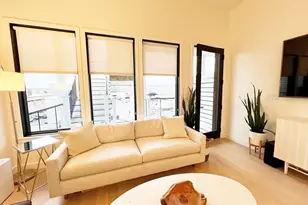 360 Meridian St, Boston, MA 02128 - Photo 8
