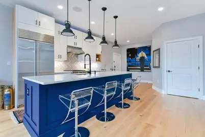 170 W Broadway #204, Boston, MA 02127 - Photo 2