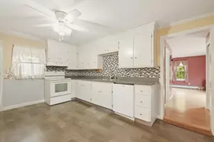 176 New St, Rehoboth, MA 02769 - Photo 8