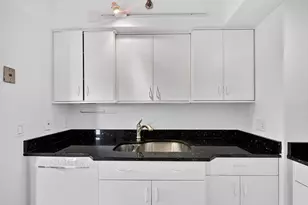 1731 Beacon St, Brookline, MA 02445 - Photo 22