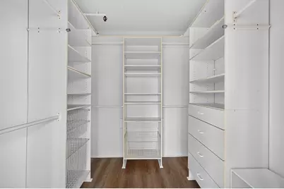 1731 Beacon St #915, Brookline, MA 02445 - Photo 12