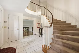 17 Olde Coach Rd, Westborough, MA 01581 - Photo 4