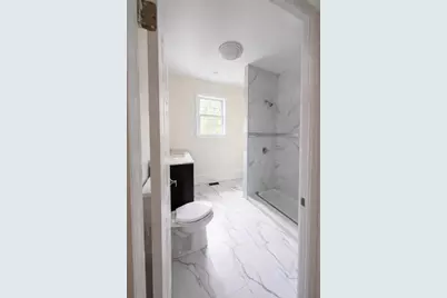 195 Lower Gore Dr, Webster, MA 01570 - Photo 6