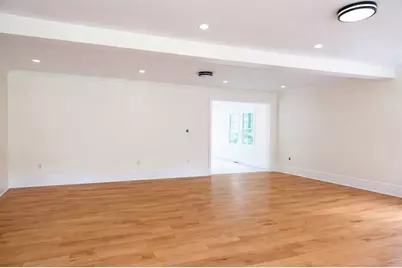 195 Lower Gore Dr, Webster, MA 01570 - Photo 4