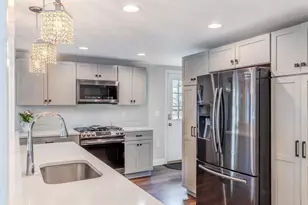 4 Will Sawyer St, Peabody, MA 01960 - Photo 10
