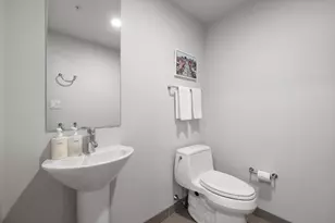 110 Stuart St, Boston, MA 02116 - Photo 16