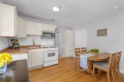 35 Austin St #3, Norwood, MA 02062 - Photo 4